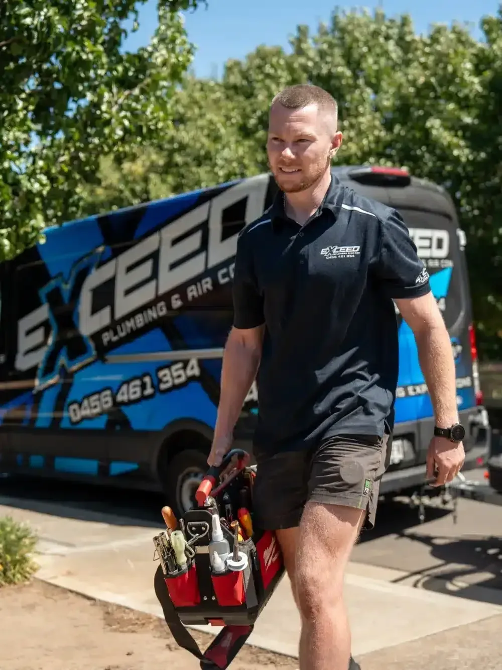 Local plumber arriving at a Elizabeth North home